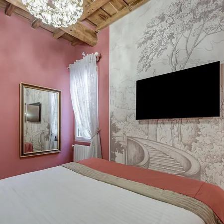 Toscanella Royal * Firenze