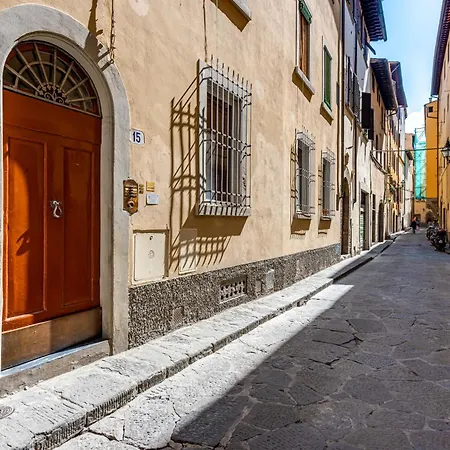 Toscanella Royal